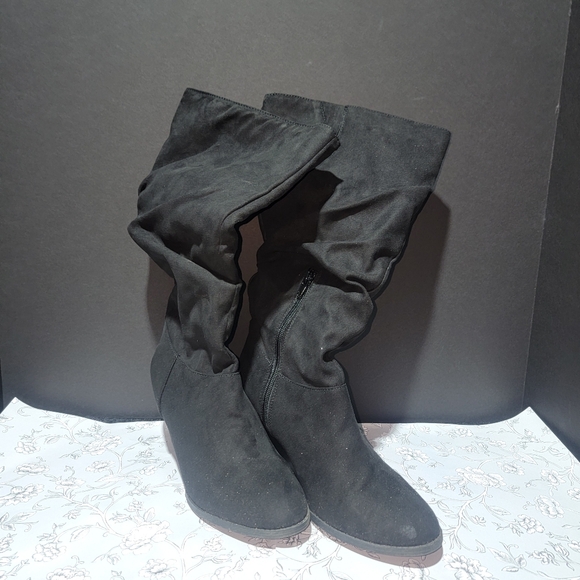 a.n.a Bianca Boots Women's Size 7.5 Black Calf High - Picture 1 of 5